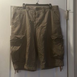 Men’s cargo shorts